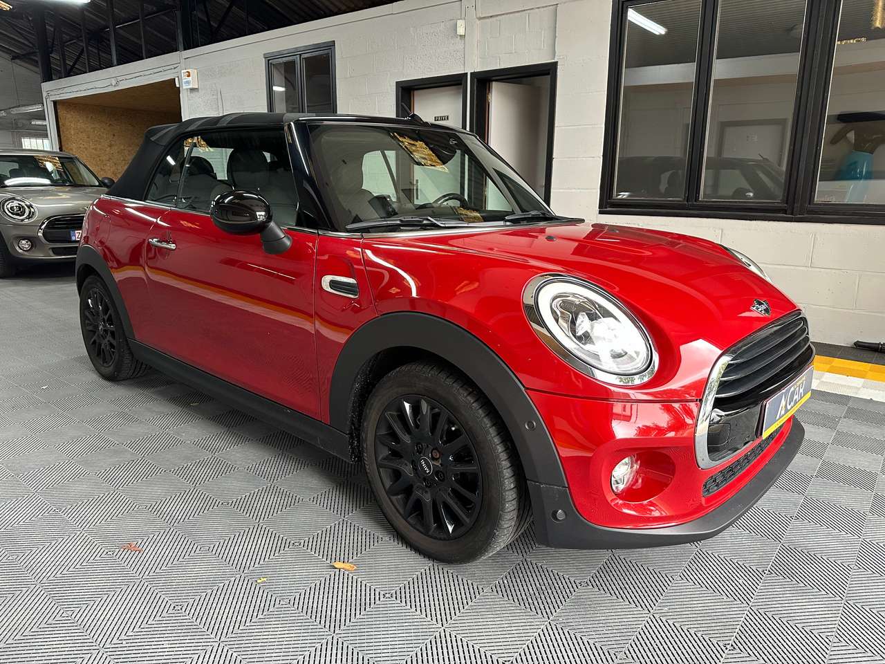 https://alternativecar.be/wp-content/uploads/2024/07/mini-cooper-d-cabrio-1-5-garantie-12m-39527-2.jpg