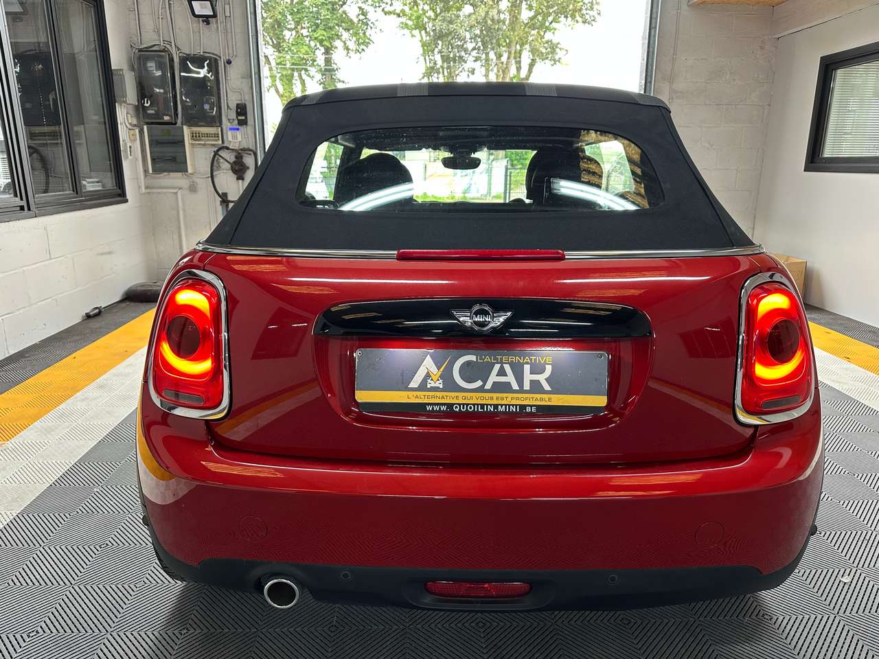 https://alternativecar.be/wp-content/uploads/2024/07/mini-cooper-d-cabrio-1-5-garantie-12m-39527-4.jpg