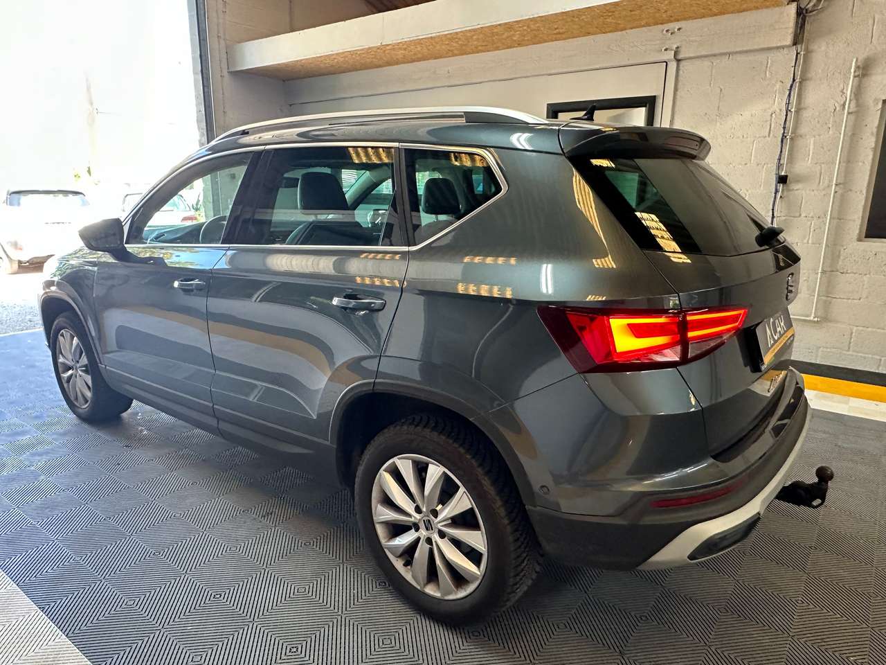 https://alternativecar.be/wp-content/uploads/2024/07/seat-ateca-1-5-tsi-move-opf-dsg-garantie-seat-11-2026-3699-5.jpg