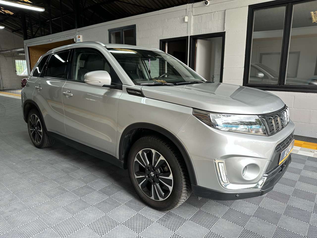 https://alternativecar.be/wp-content/uploads/2024/08/suzuki-vitara-1-4-turbo-boosterjet-48v-hybrid-glx-garantie-2026-103154-2.jpg