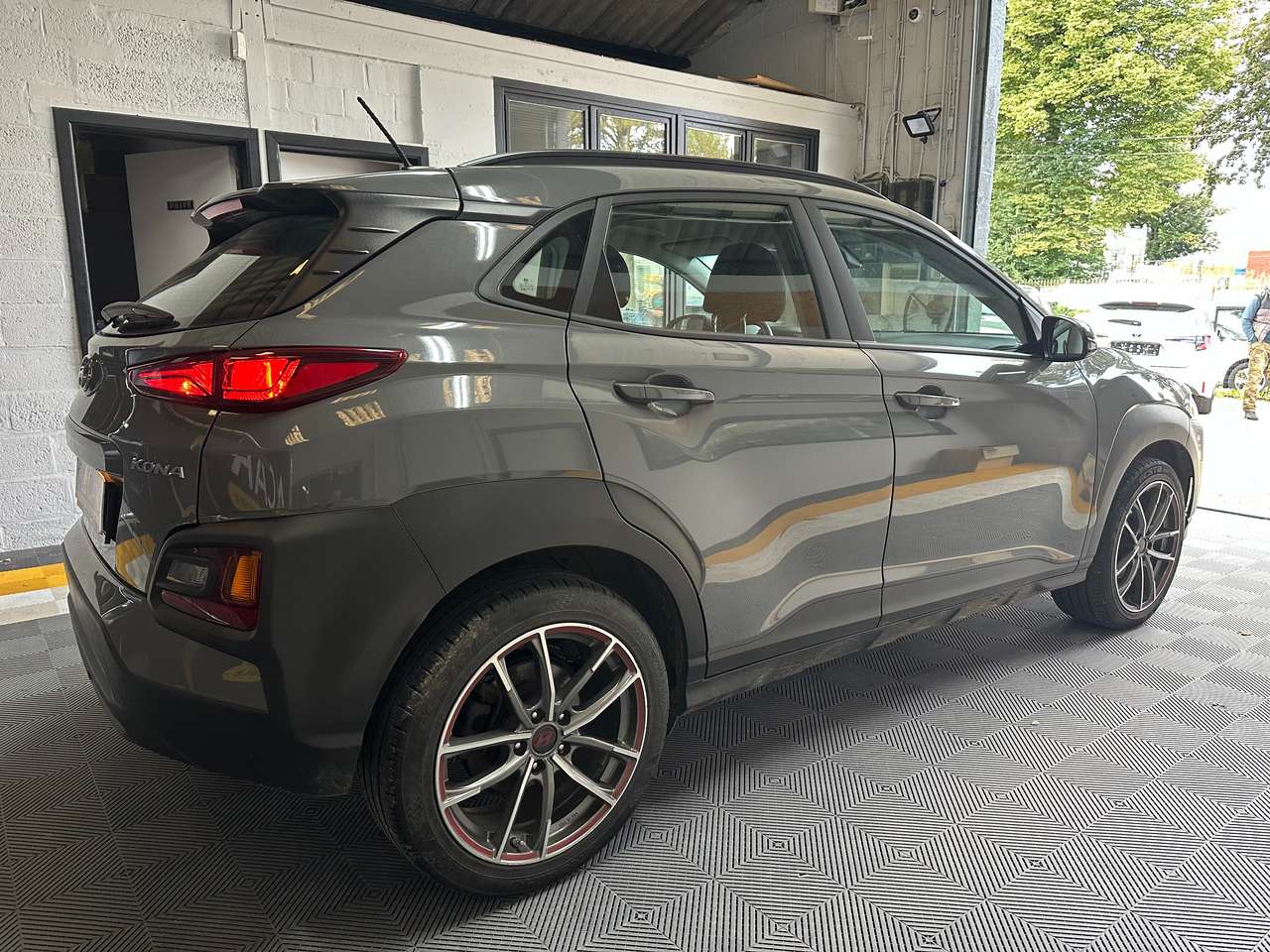 https://alternativecar.be/wp-content/uploads/2024/09/hyundai-kona-1-6-crdi-twist-garantie-12m-103376-3.jpg