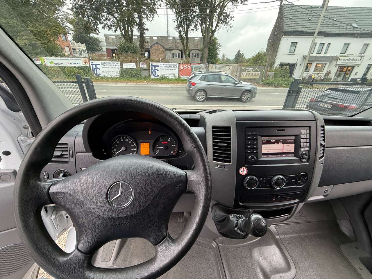 https://alternativecar.be/wp-content/uploads/2024/10/mercedes-benz-sprinter-3-4-cdi-hayon-maxi-garantie-12m-103531-12.jpg