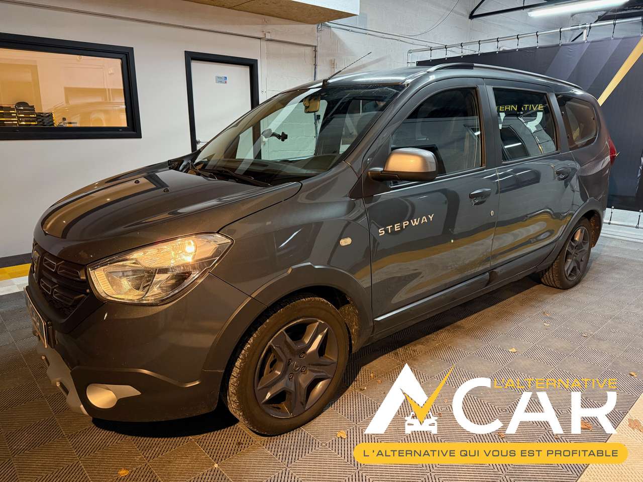 Dacia Lodgy  Stepway 1.2 TCe 7pl. – GARANTIE 12M