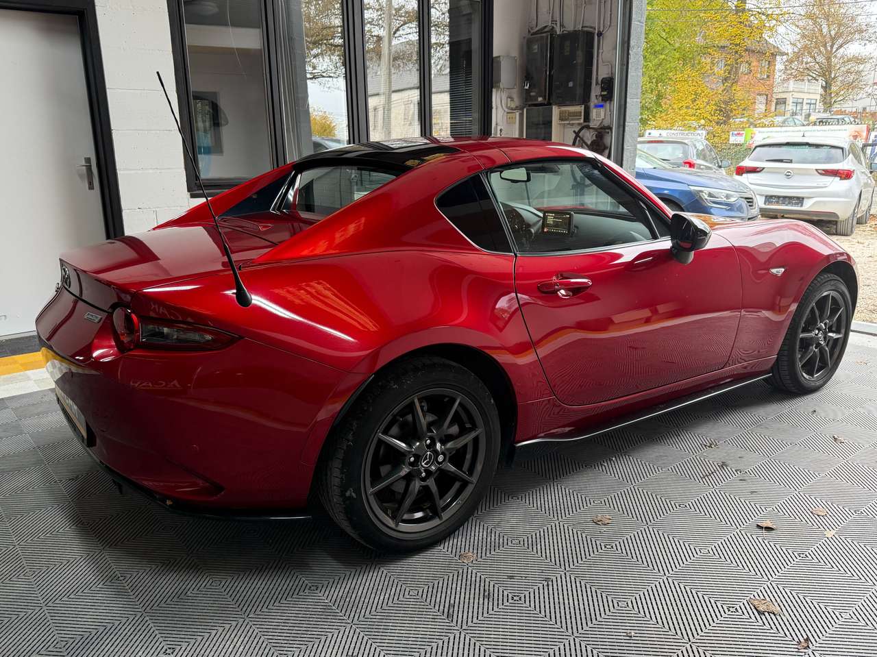 https://alternativecar.be/wp-content/uploads/2024/11/mazda-mx-5-1-5i-skyactiv-g-skycruise-garantie-12m-103967-3.jpg