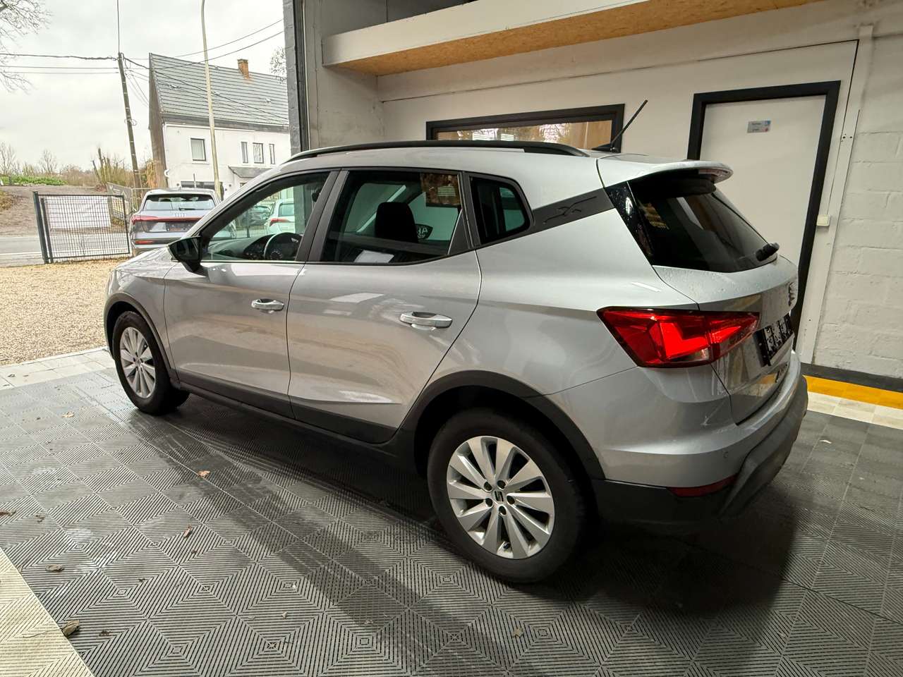 https://alternativecar.be/wp-content/uploads/2024/12/seat-arona-1-0-tsi-style-garantie-12m-104156-5.jpg