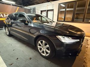 Volvo V90  2.0 D3 Momentum Geartronic – GARANTIE 12M