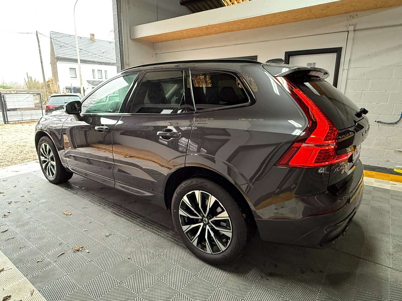 https://alternativecar.be/wp-content/uploads/2024/12/volvo-xc60-2-0-b4-mhev-plus-dark-garantie-12m-104108-5.jpg