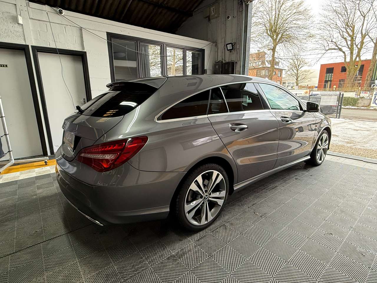 https://alternativecar.be/wp-content/uploads/2025/01/mercedes-benz-cla-180-d-business-solution-garantie-12m-104285-3.jpg