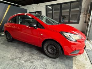 Opel Corsa  1.4i Black Edition – GARANTIE 12M