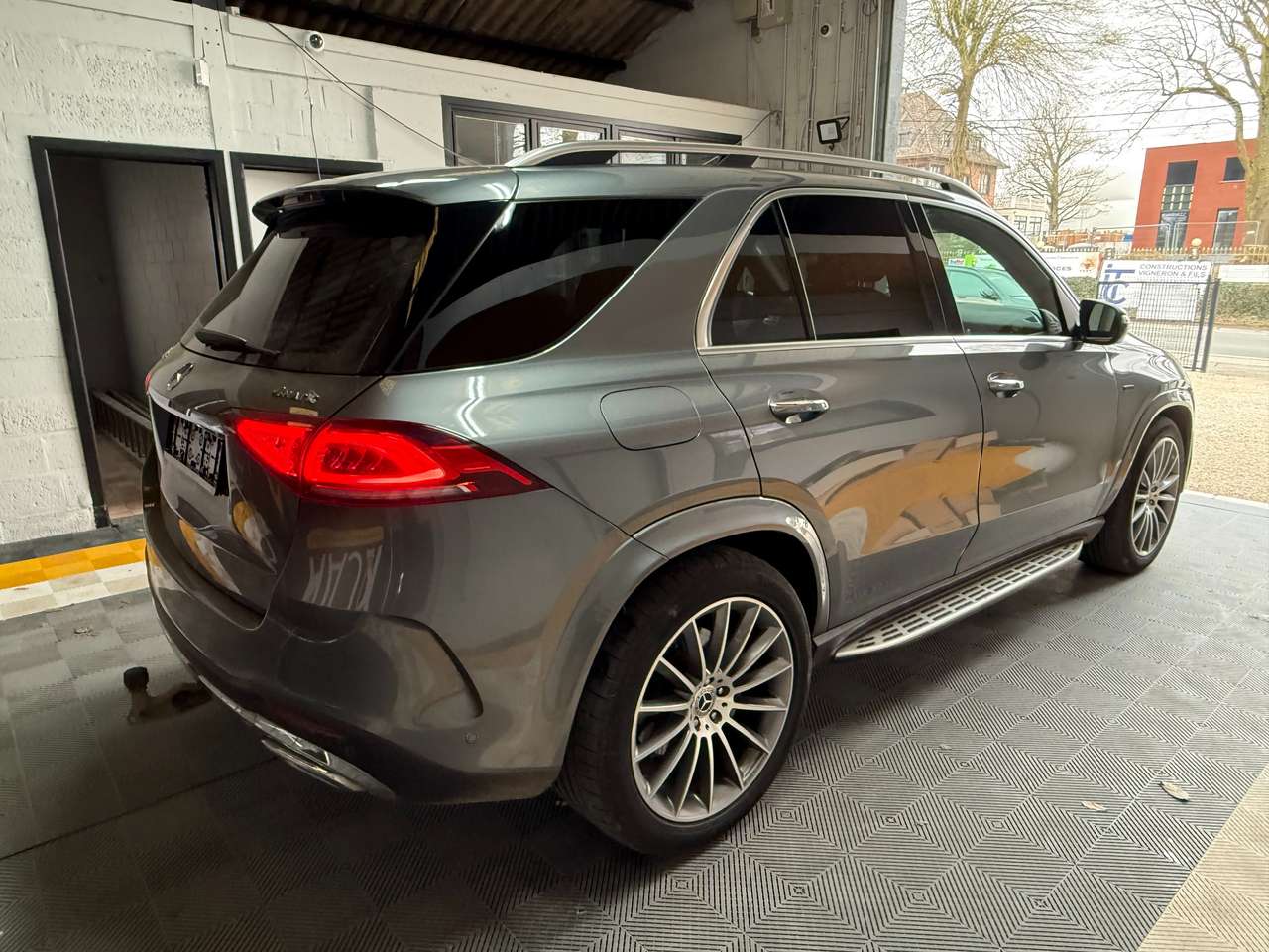 https://alternativecar.be/wp-content/uploads/2025/02/mercedes-benz-gle-350-de-4-ma-phev-business-solution-amg-garantie-12m-104527-3.jpg