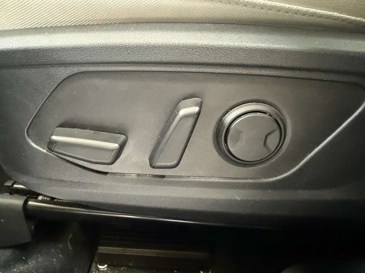https://alternativecar.be/wp-content/uploads/2025/03/hyundai-tucson-1-6-t-gdi-mhev-shine-dct-garantie-hyundai-2027-104803-11.jpg