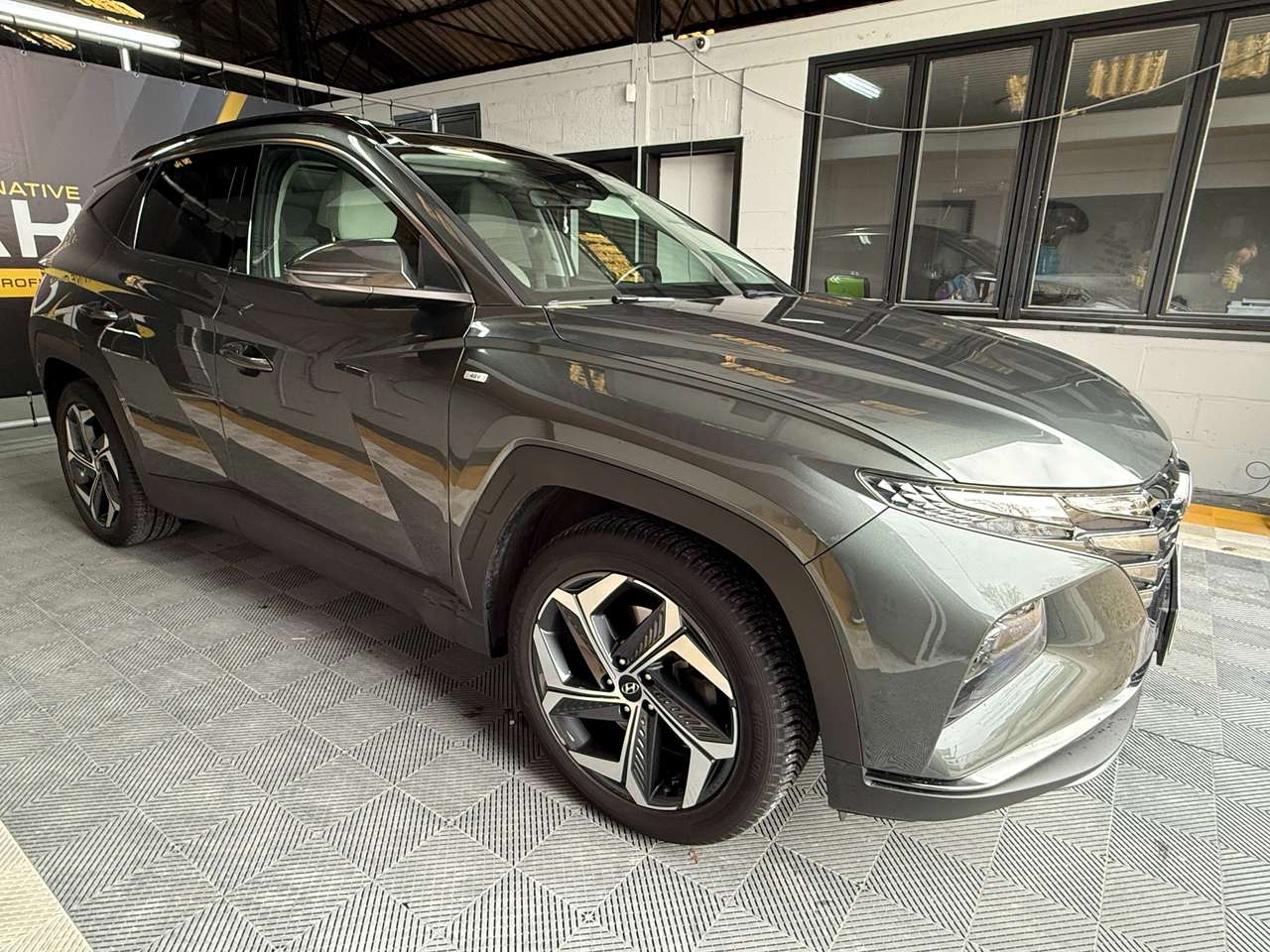 https://alternativecar.be/wp-content/uploads/2025/03/hyundai-tucson-1-6-t-gdi-mhev-shine-dct-garantie-hyundai-2027-104803-2.jpg