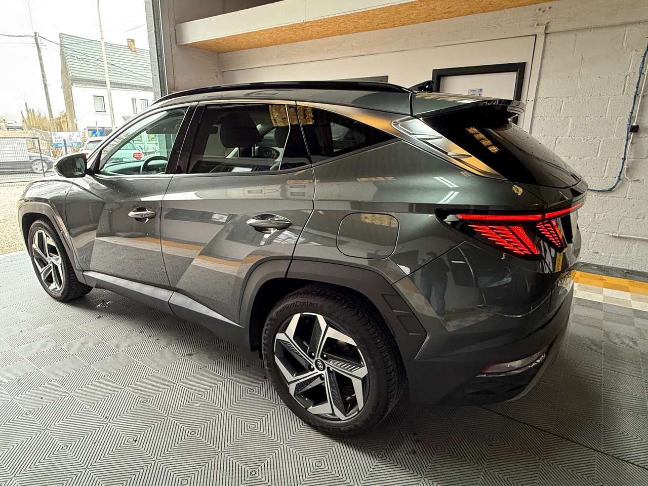 https://alternativecar.be/wp-content/uploads/2025/03/hyundai-tucson-1-6-t-gdi-mhev-shine-dct-garantie-hyundai-2027-104803-4.jpg