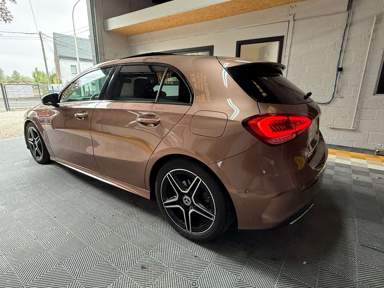 https://alternativecar.be/wp-content/uploads/2025/04/mercedes-benz-a-180-d-amg-pack-garantie-12m-105016-5.jpg