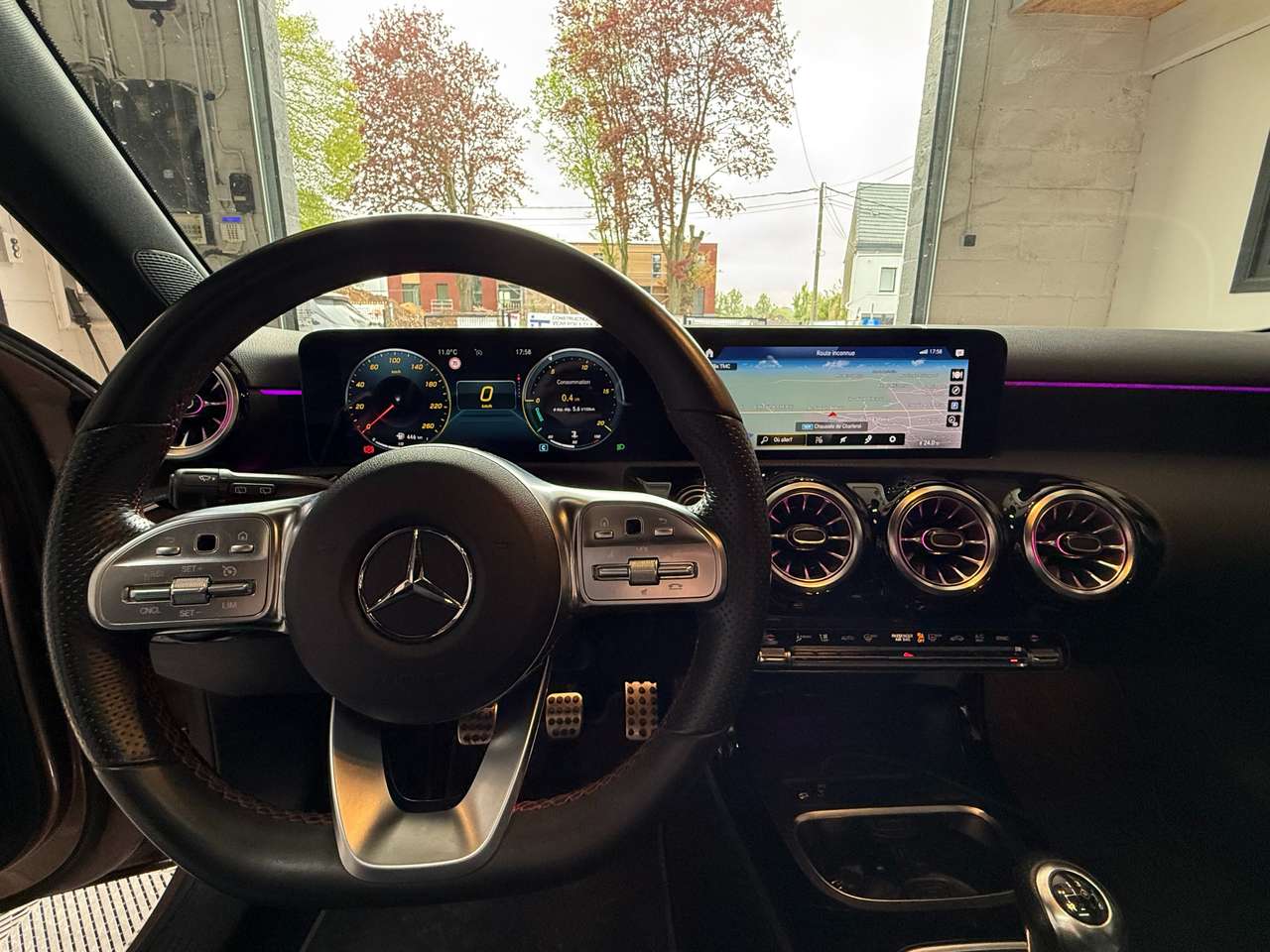 https://alternativecar.be/wp-content/uploads/2025/04/mercedes-benz-a-180-d-amg-pack-garantie-12m-105016-9.jpg