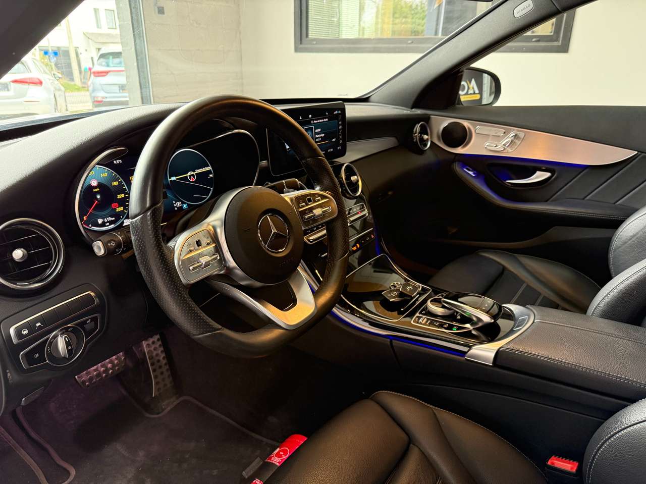https://alternativecar.be/wp-content/uploads/2025/04/mercedes-benz-c-220-d-business-solution-pack-amg-garantie-12m-104902-7.jpg