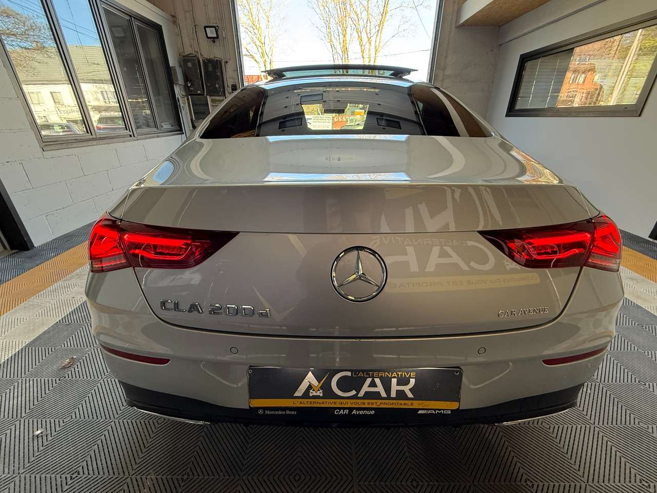 https://alternativecar.be/wp-content/uploads/2025/04/mercedes-benz-cla-200-d-amg-line-garantie-03-2027-mercedes-104886-4.jpg