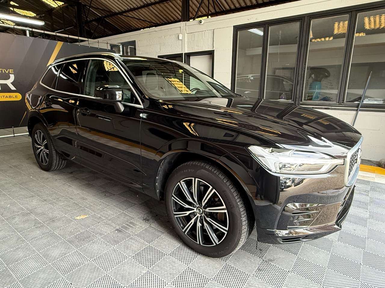 https://alternativecar.be/wp-content/uploads/2025/04/volvo-xc60-2-0-d3-r-design-garantie-12m-105048-2.jpg