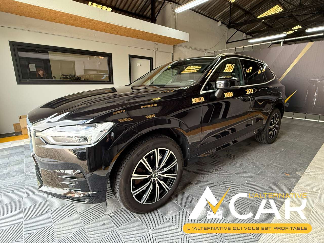 Volvo XC60  2.0 D3 R-Design – GARANTIE 12M