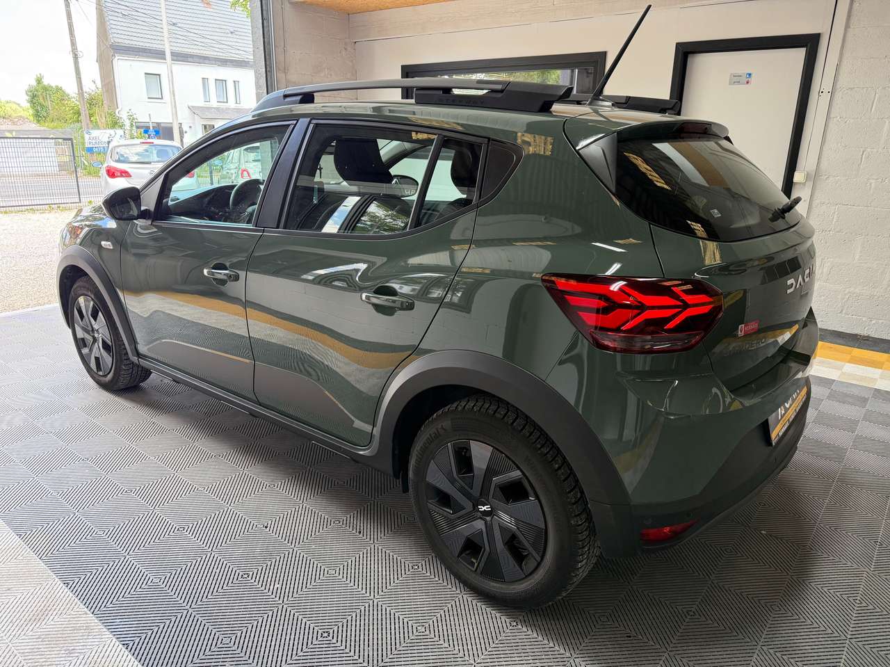 https://alternativecar.be/wp-content/uploads/2025/05/dacia-sandero-stepway-1-0-tce-90-garantie-dacia-10-2026-105208-5.jpg