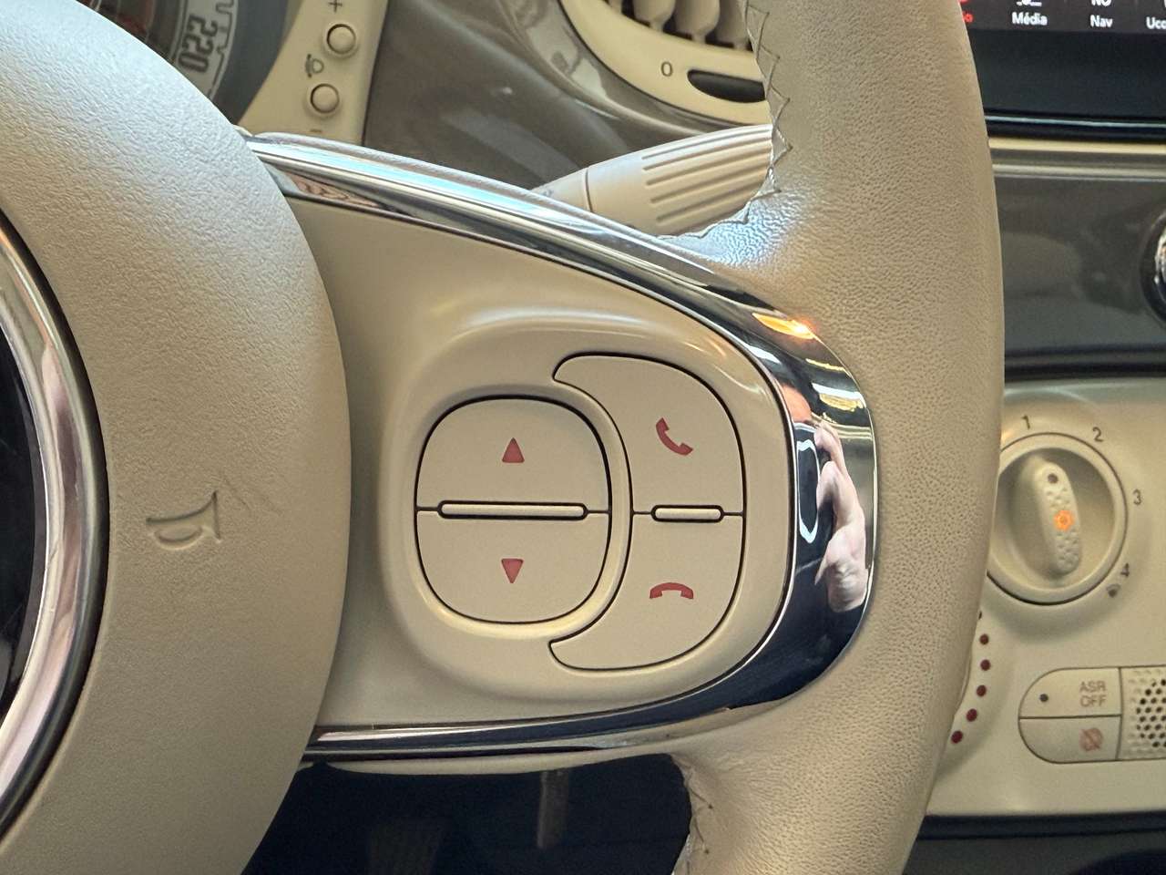 https://alternativecar.be/wp-content/uploads/2025/05/fiat-500-1-2i-lounge-garantie-12m-105305-13.jpg