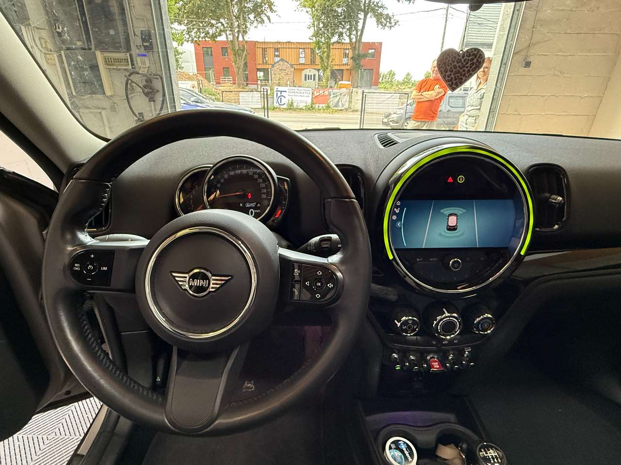 https://alternativecar.be/wp-content/uploads/2025/05/mini-cooper-countryman-1-5-opf-garantie-12m-105402-9.jpg