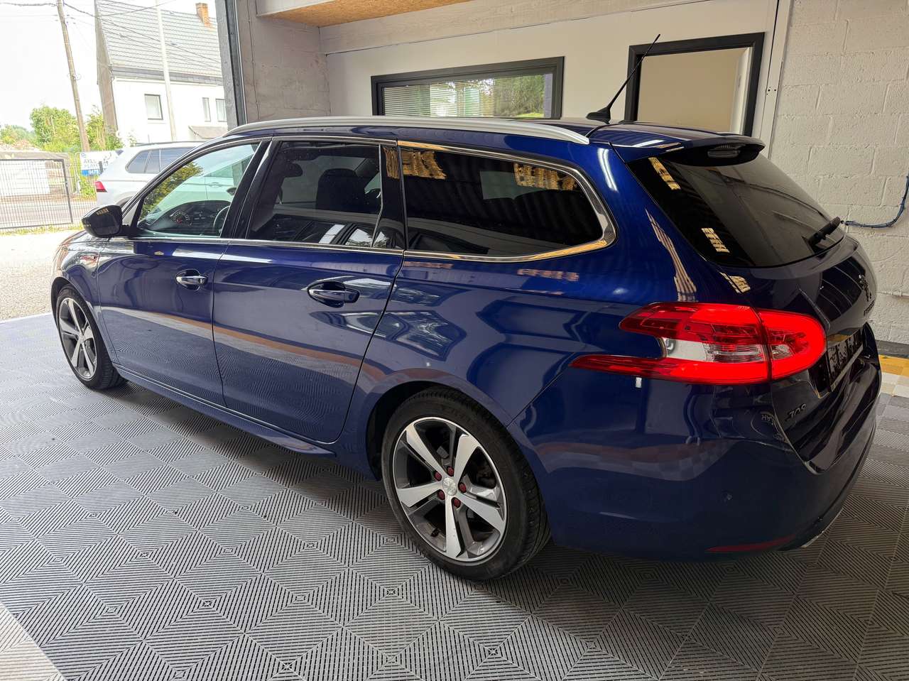 https://alternativecar.be/wp-content/uploads/2025/05/peugeot-308-sw-1-5-bluehdi-gt-line-garantie-12m-105337-5.jpg