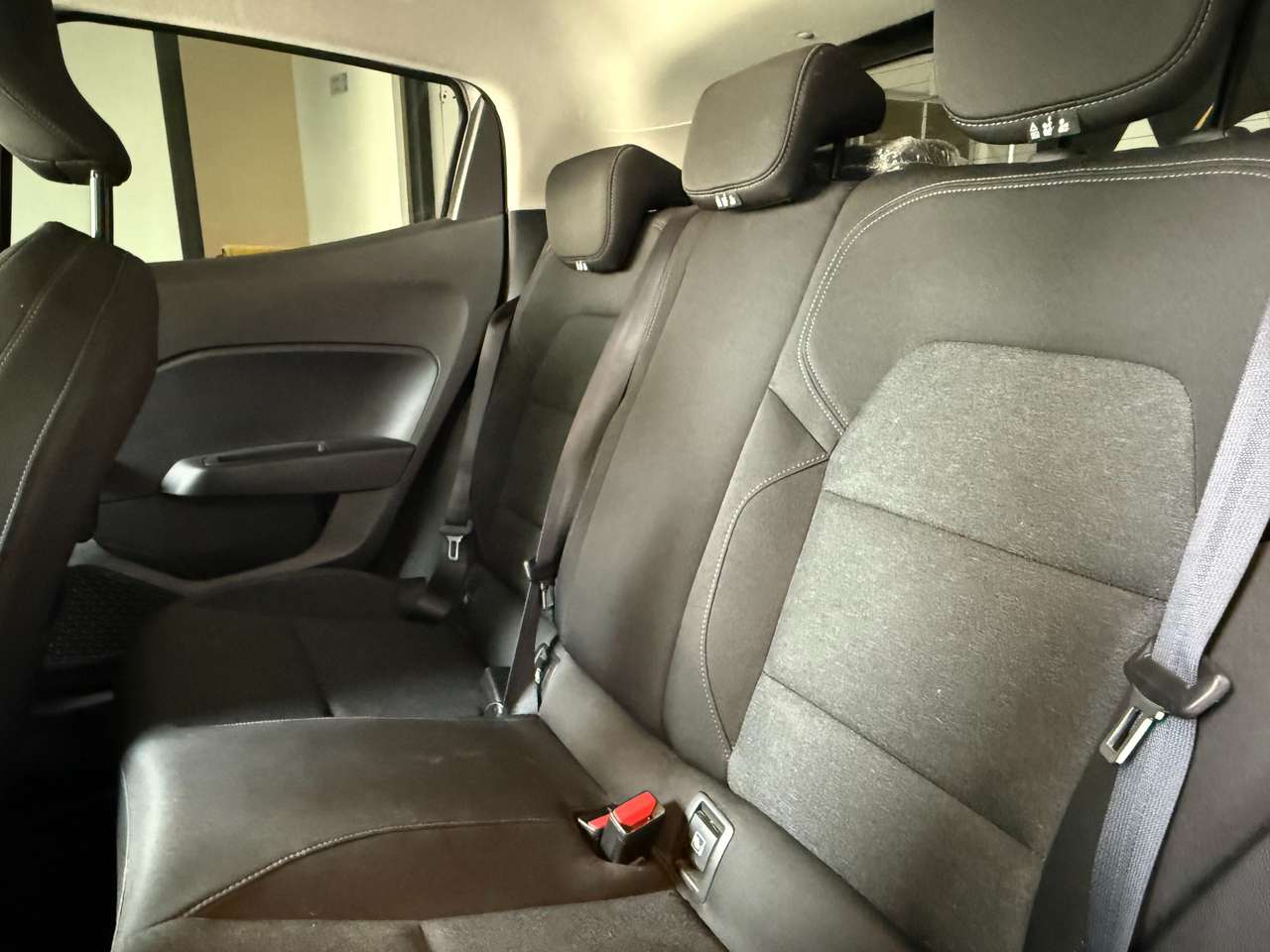 https://alternativecar.be/wp-content/uploads/2025/05/renault-clio-1-0-tce-equilibre-gpf-garantie-12m-105080-14.jpg