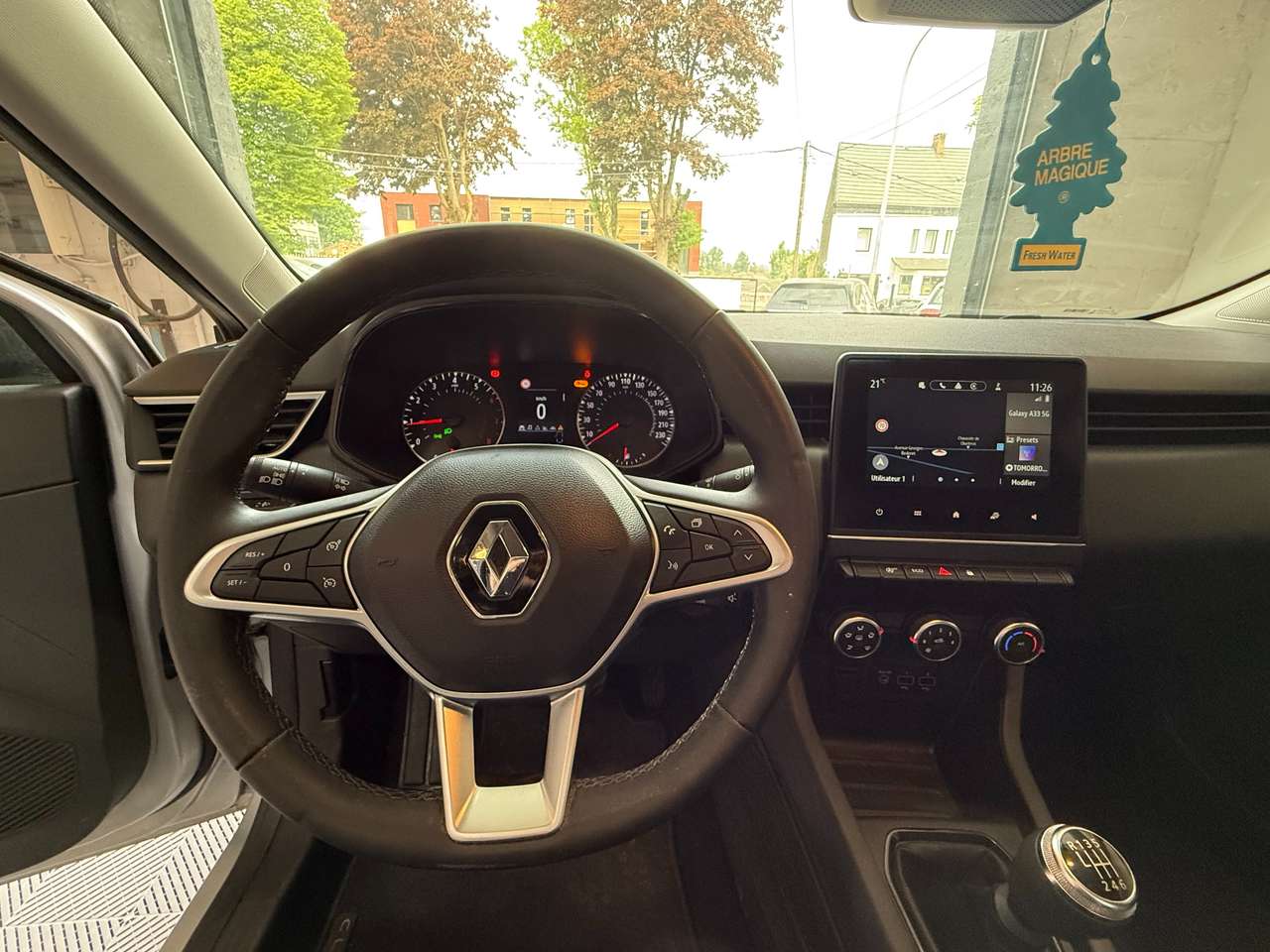https://alternativecar.be/wp-content/uploads/2025/05/renault-clio-1-0-tce-equilibre-gpf-garantie-12m-105080-8.jpg