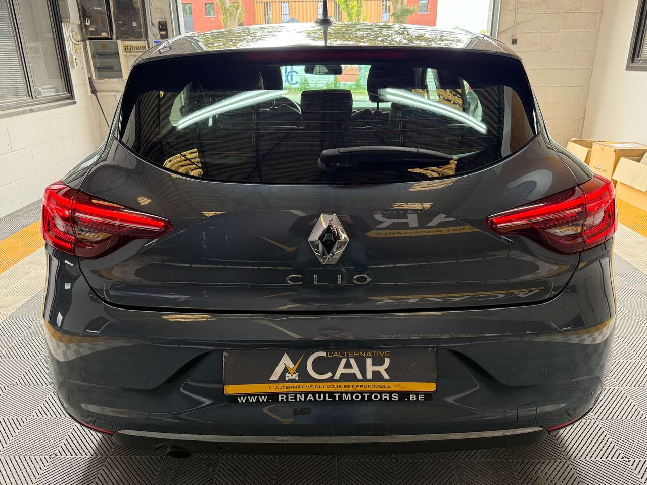 https://alternativecar.be/wp-content/uploads/2025/05/renault-clio-1-0-tce-limited-garantie-12m-105289-4.jpg