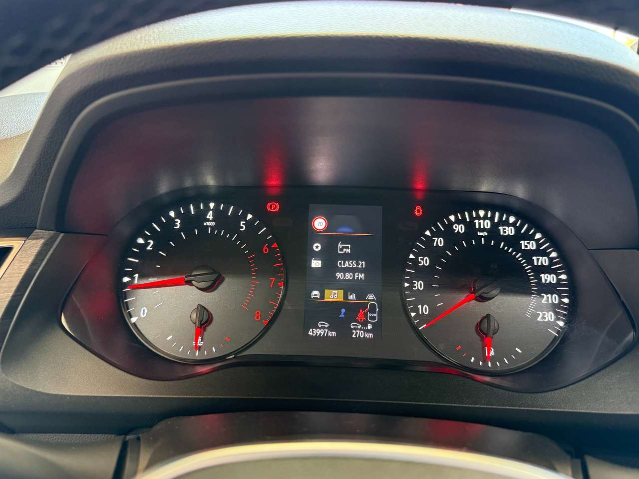 https://alternativecar.be/wp-content/uploads/2025/05/renault-kangoo-1-3-tce-techno-garantie-renault-10-2027-105128-9.jpg
