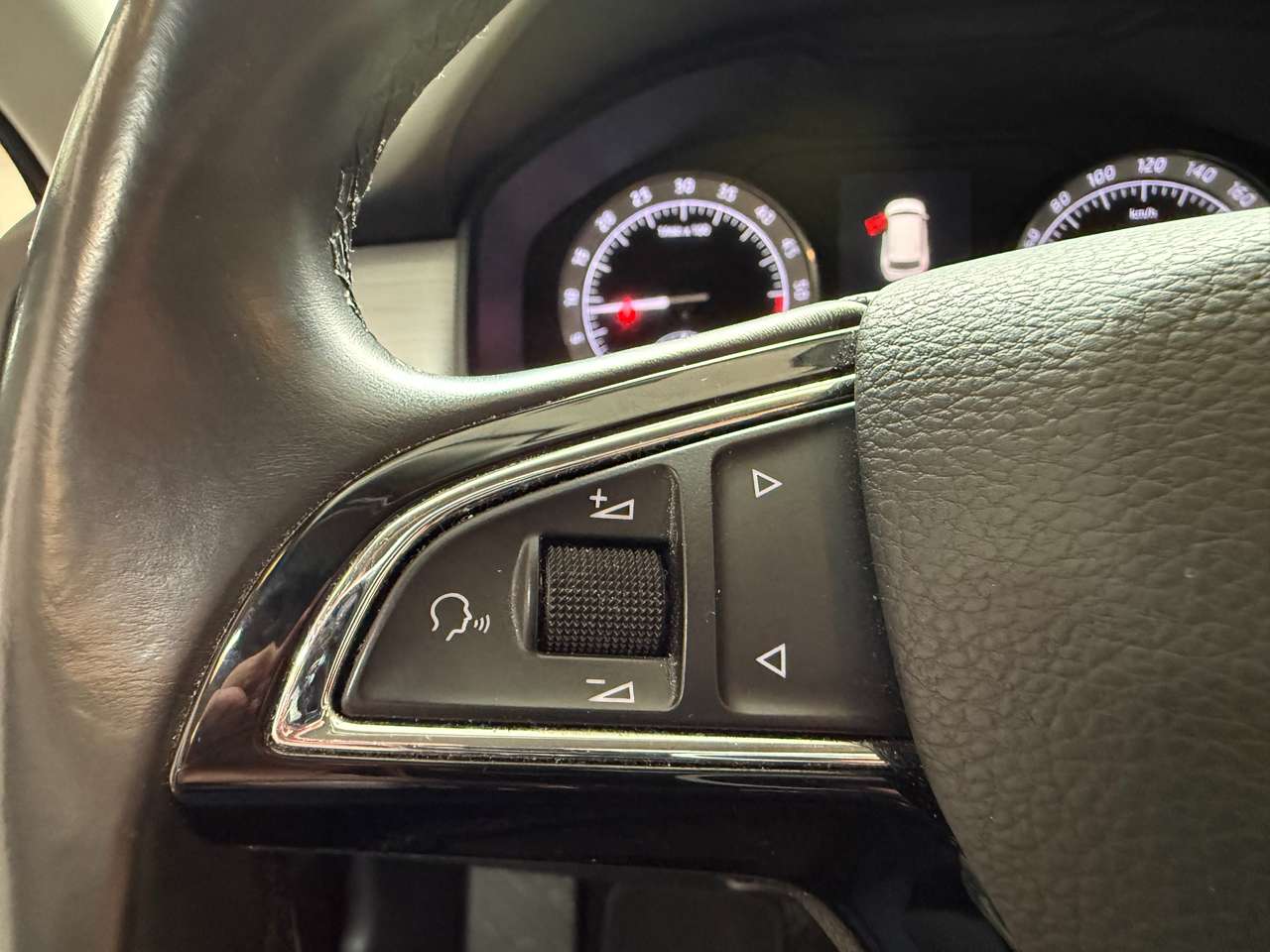 https://alternativecar.be/wp-content/uploads/2025/05/skoda-kodiaq-2-0-cr-tdi-ambition-dsg-garantie-12m-105272-10.jpg