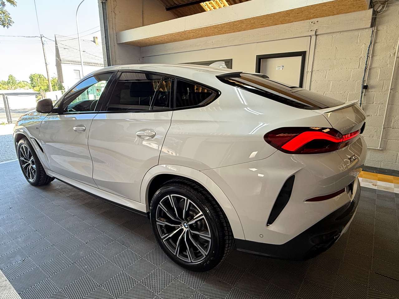 https://alternativecar.be/wp-content/uploads/2025/06/bmw-x6-3-0-das-xdrive30-mhev-pack-m-garantie-12m-105547-5.jpg