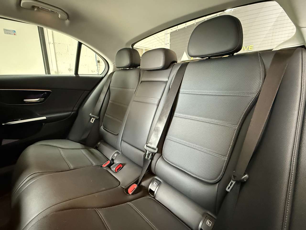 https://alternativecar.be/wp-content/uploads/2025/06/mercedes-benz-c-200-d-business-line-garantie-12m-105434-14.jpg