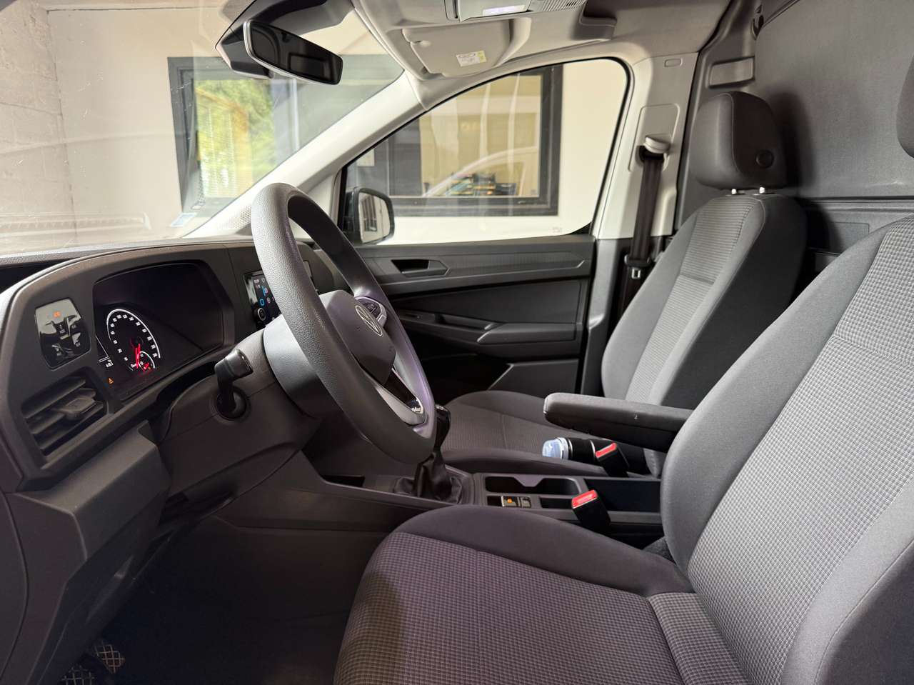 https://alternativecar.be/wp-content/uploads/2025/06/volkswagen-caddy-2-0-tdi-garantie-12m-105466-6.jpg