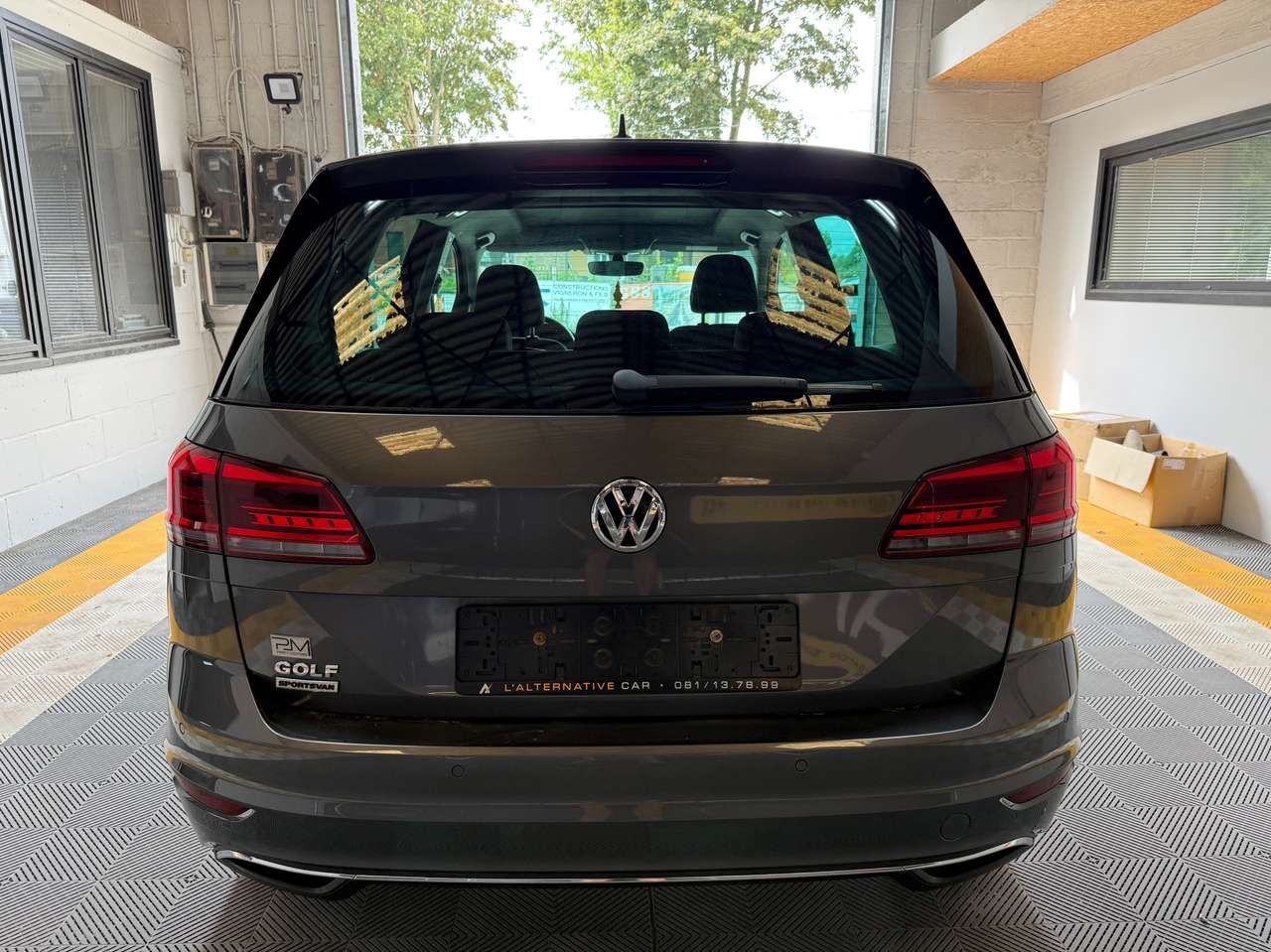 https://alternativecar.be/wp-content/uploads/2025/06/volkswagen-golf-sportsvan-1-5-tsi-act-join-opf-garantie-12m-105628-4.jpg
