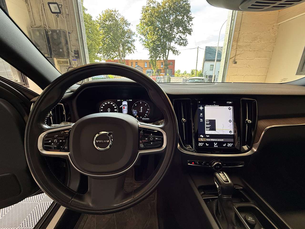 https://alternativecar.be/wp-content/uploads/2025/06/volvo-v60-cross-country-2-0awd-geartronic-garantie-12m-105611-9.jpg