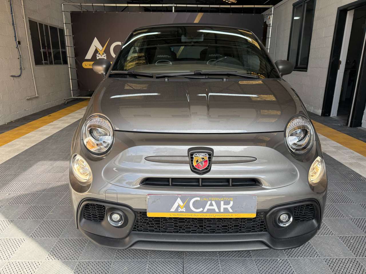 https://alternativecar.be/wp-content/uploads/2025/07/abarth-595c-1-4-garantie-12m-105774-1.jpg