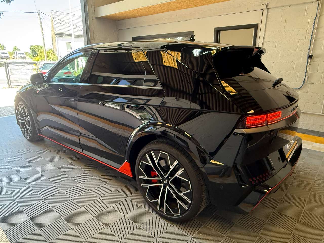https://alternativecar.be/wp-content/uploads/2025/07/hyundai-ioniq-5-n-84-kwh-awd-n-performance-vision-hyundai-2030-105676-5.jpg
