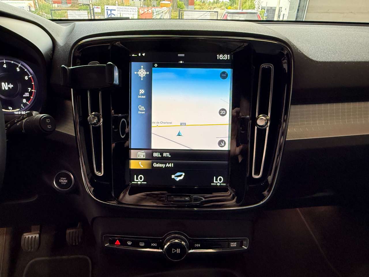 https://alternativecar.be/wp-content/uploads/2025/07/volvo-xc40-xc40-1-5-t3-momentum-pro-garantie-12m-105726-12.jpg