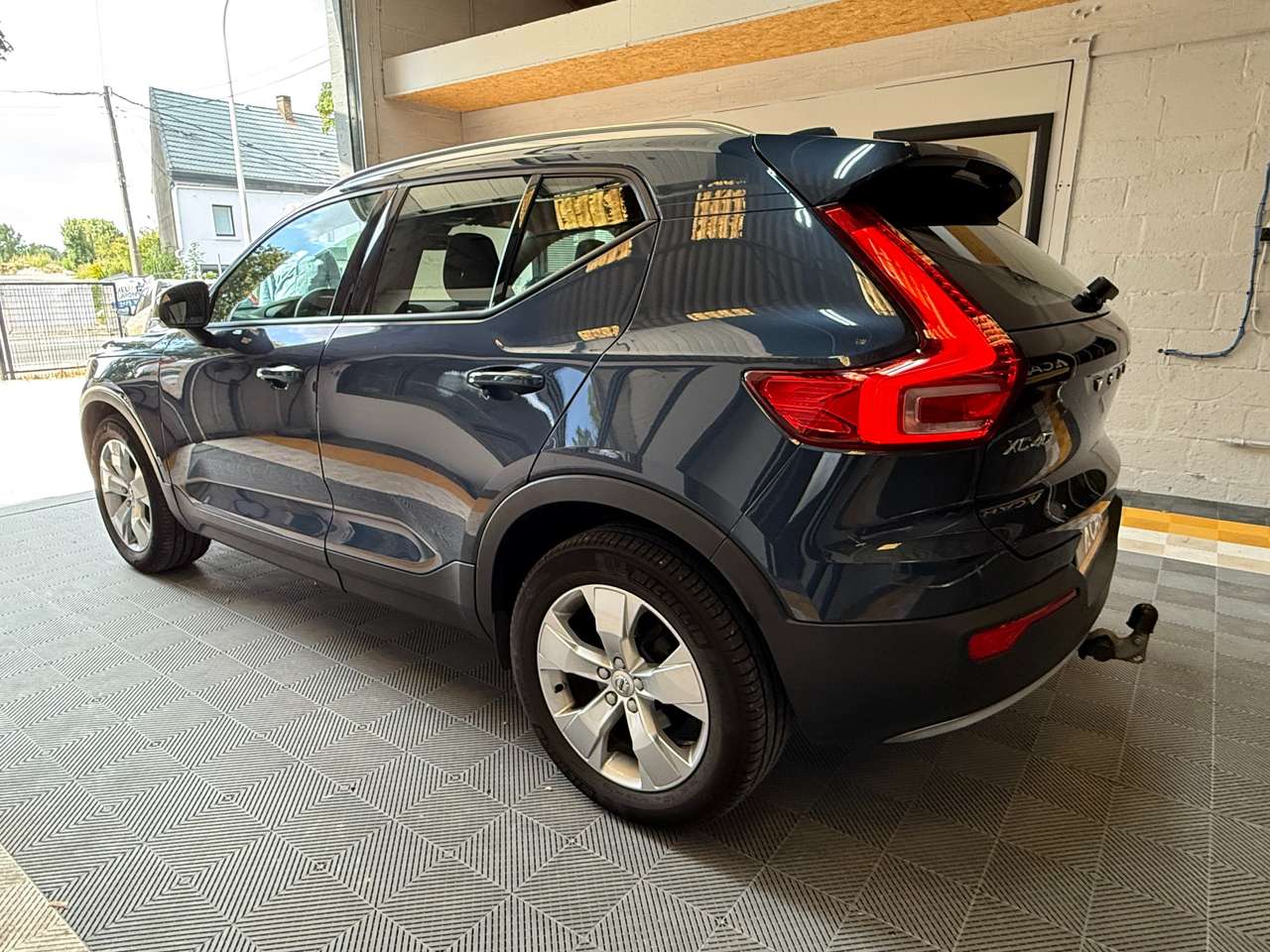 https://alternativecar.be/wp-content/uploads/2025/07/volvo-xc40-xc40-1-5-t3-momentum-pro-garantie-12m-105726-5.jpg
