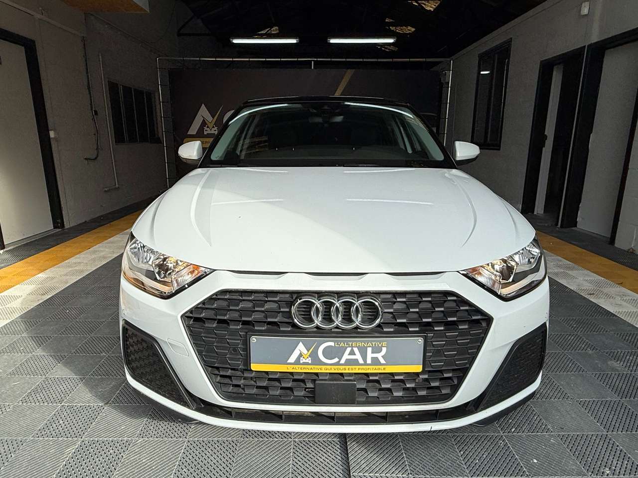 https://alternativecar.be/wp-content/uploads/2025/08/audi-a1-sportback-25-tfsi-attraction-stronic-garantie-12m-105840-1.jpg