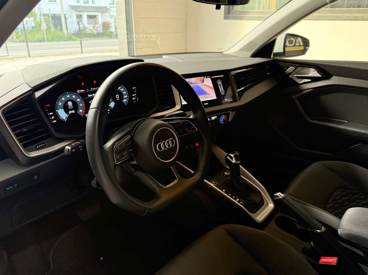 https://alternativecar.be/wp-content/uploads/2025/08/audi-a1-sportback-25-tfsi-attraction-stronic-garantie-12m-105840-7.jpg