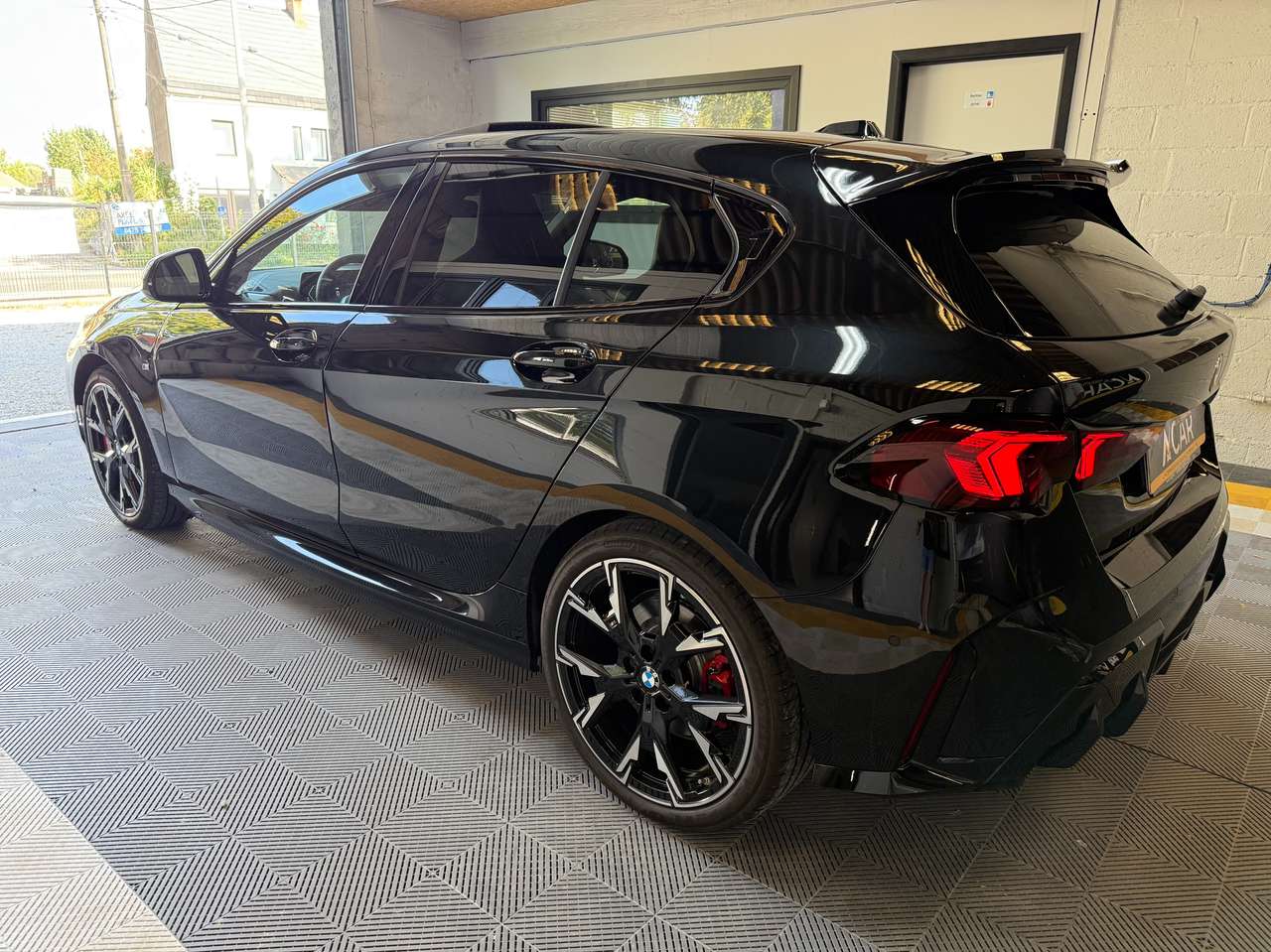 https://alternativecar.be/wp-content/uploads/2025/08/bmw-120-i-pack-m-garantie-bmw-06-2027-105953-5.jpg