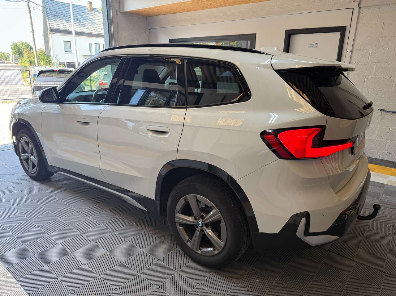 https://alternativecar.be/wp-content/uploads/2025/08/bmw-x1-x1-2-0-da-sdrive18-garantie-bmw-05-2026-105905-5.jpg