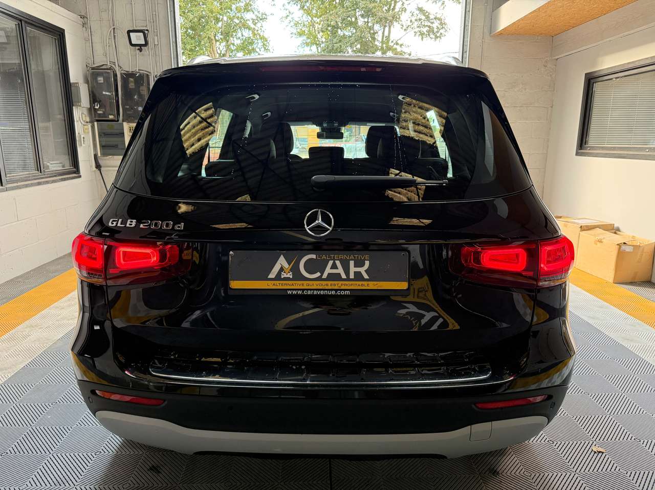 https://alternativecar.be/wp-content/uploads/2025/08/mercedes-benz-glb-200-d-business-line-garantie-mercedes-2027-105937-4.jpg