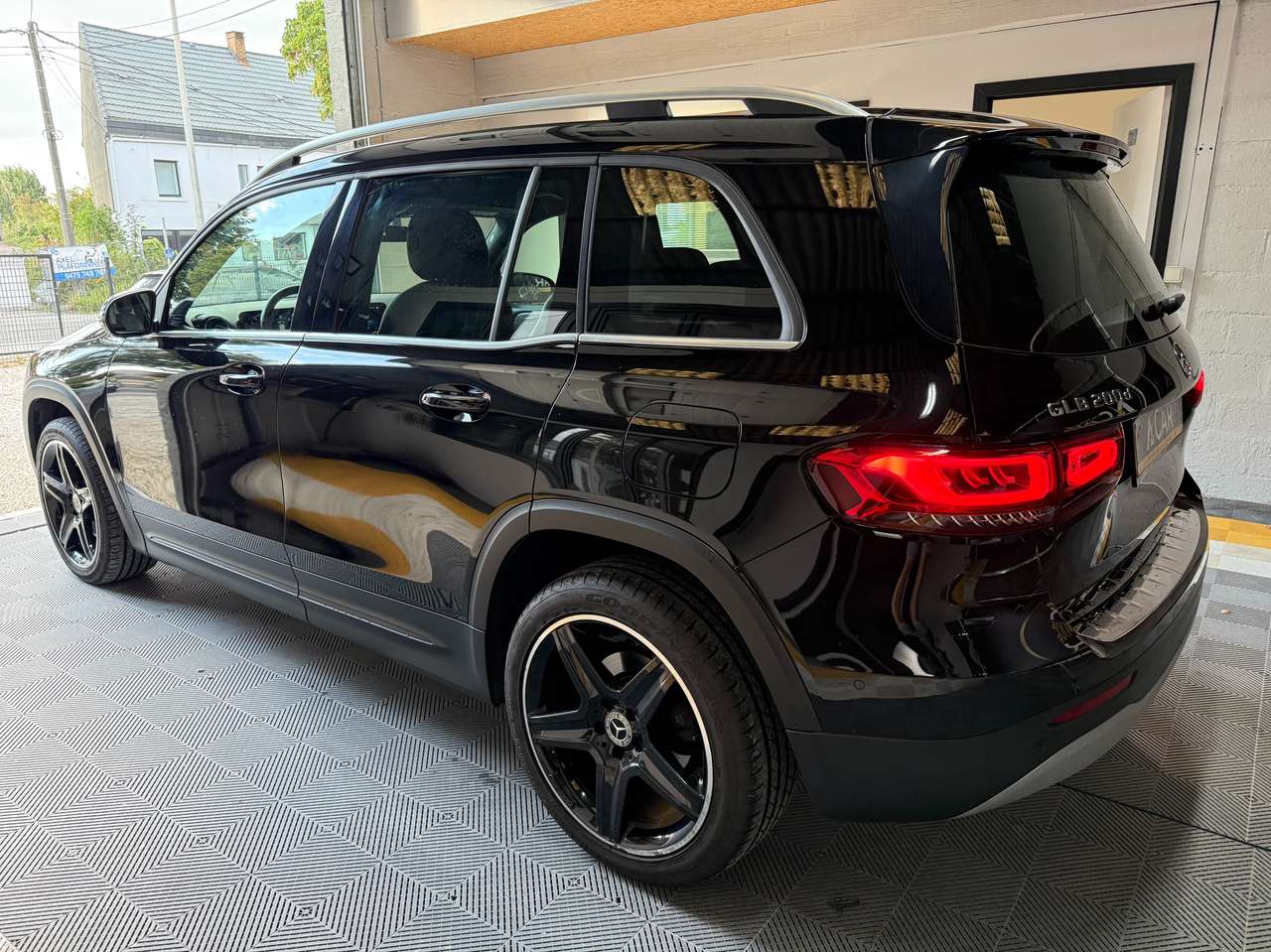 https://alternativecar.be/wp-content/uploads/2025/08/mercedes-benz-glb-200-d-business-line-garantie-mercedes-2027-105937-5.jpg