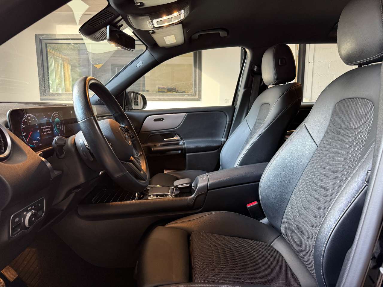 https://alternativecar.be/wp-content/uploads/2025/08/mercedes-benz-glb-200-d-business-line-garantie-mercedes-2027-105937-6.jpg
