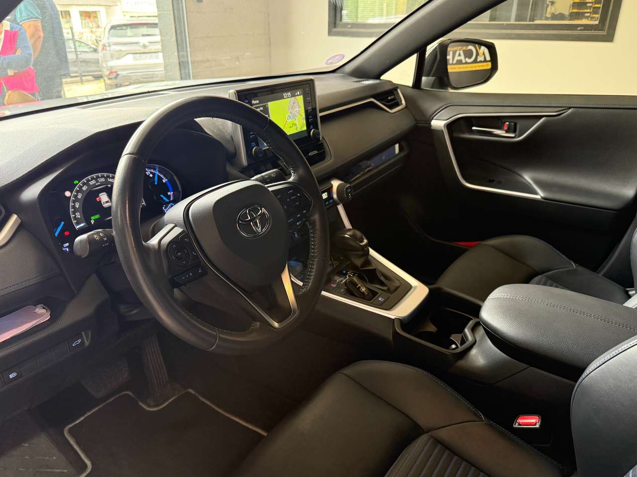 https://alternativecar.be/wp-content/uploads/2025/08/toyota-rav-4-hybrid-hev-2-5i-2wd-style-plus-garantie-2029-106002-7.jpg