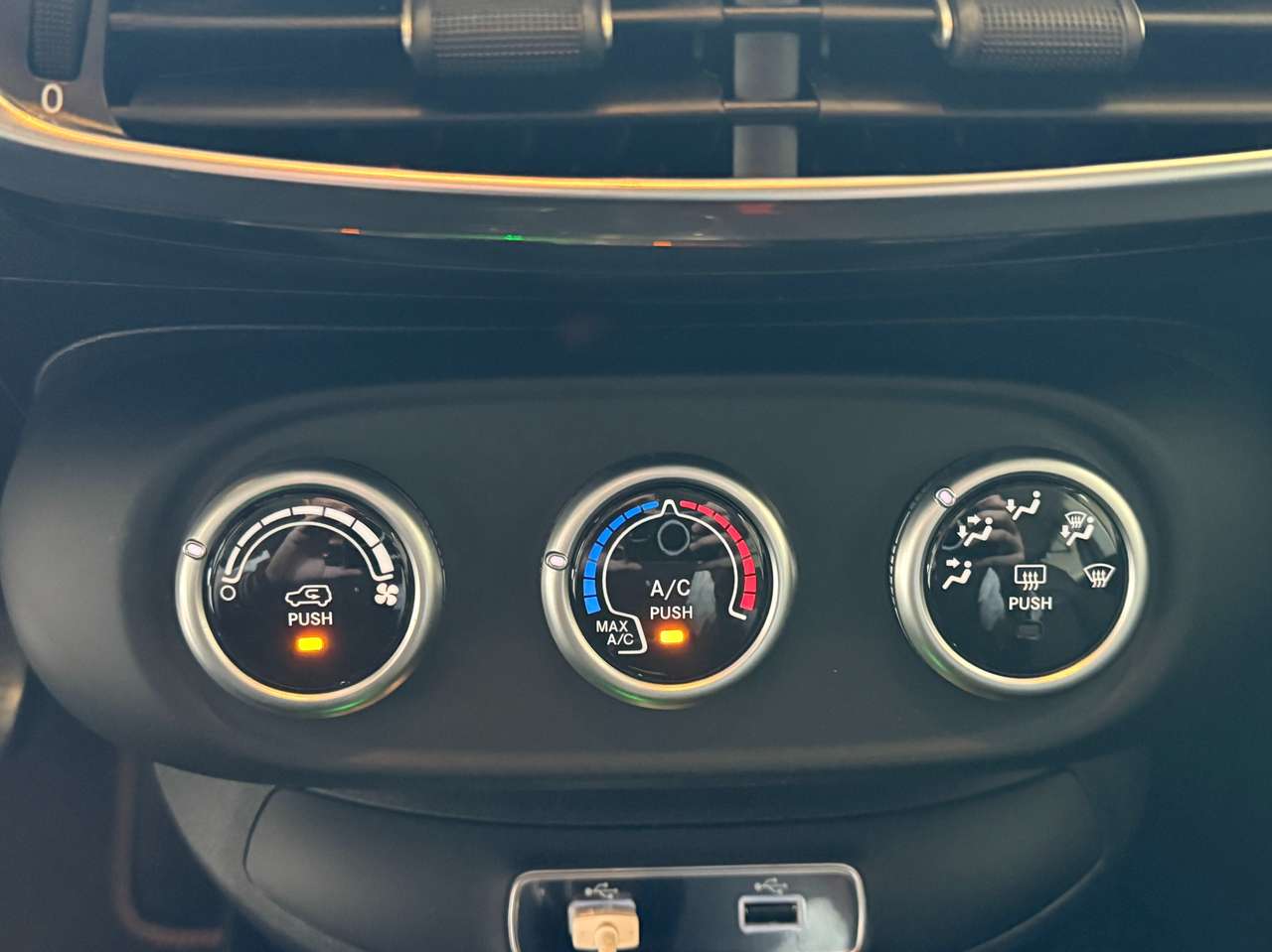 https://alternativecar.be/wp-content/uploads/2025/09/fiat-500x-1-5-hybrid-dct-garantie-fiat-07-2026-106163-12.jpg